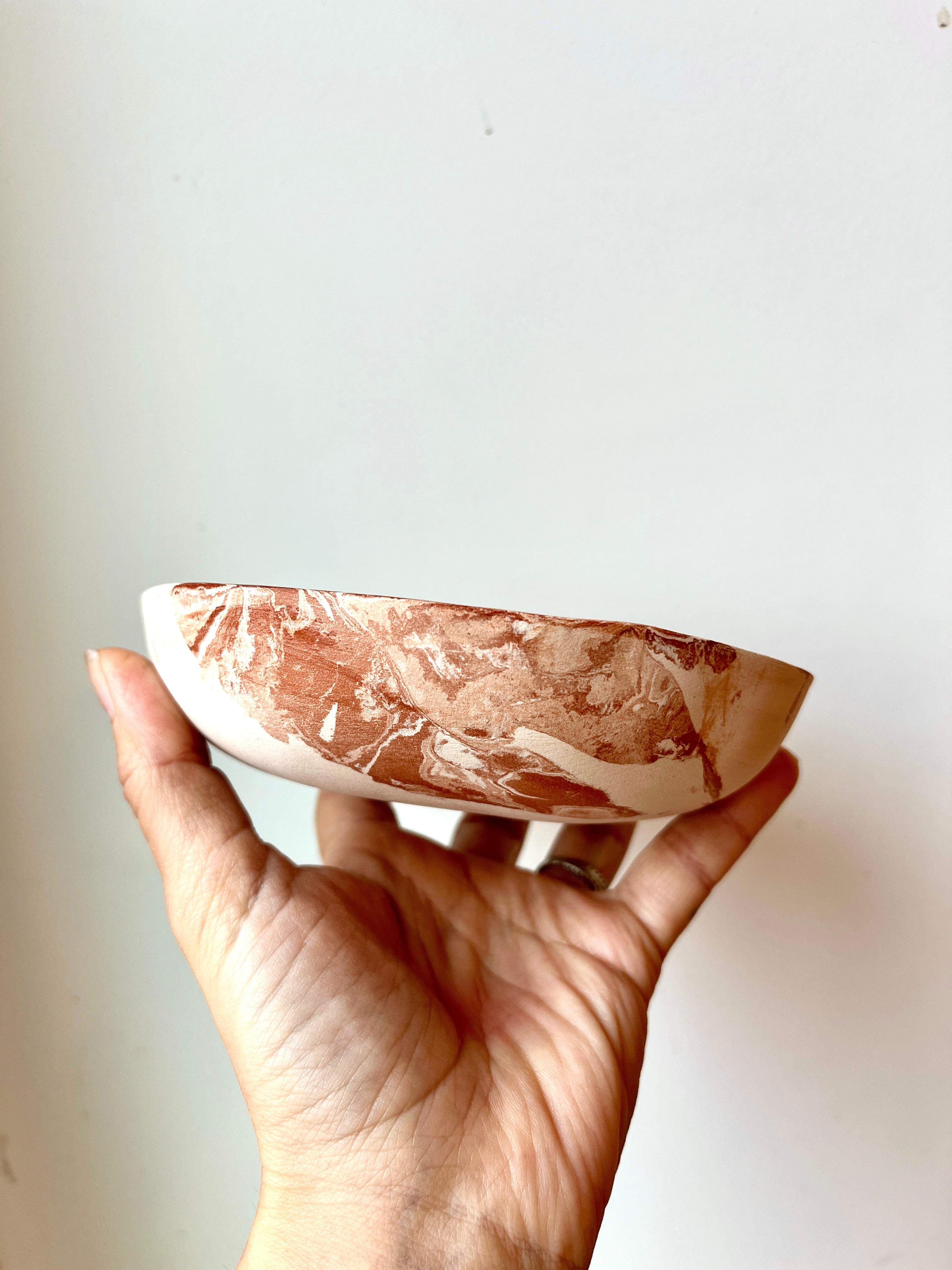 Bols en terres mêlées