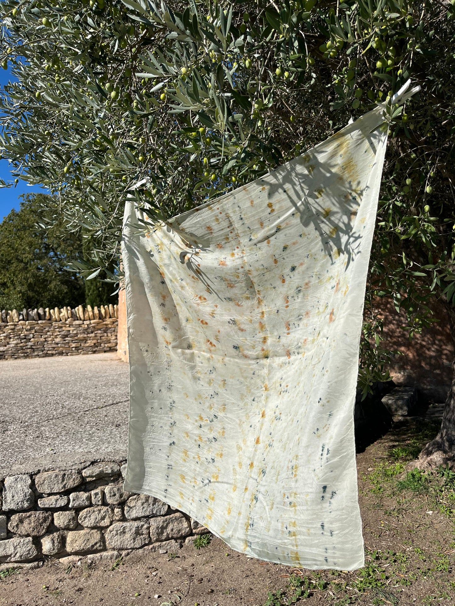 Foulard en soie 🌸 Indigo et fleurs