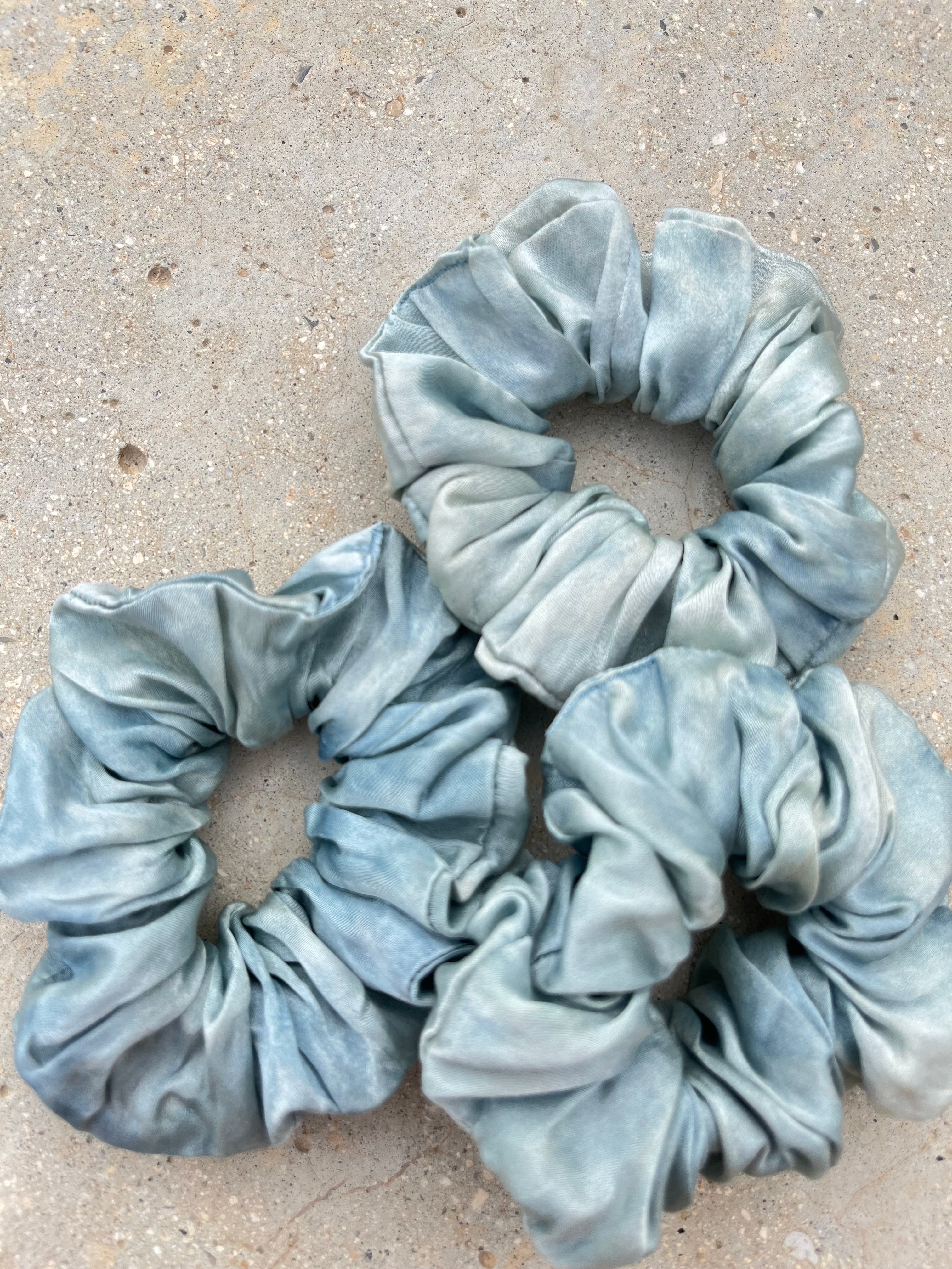 Chouchou en satin de soie bio - Sky