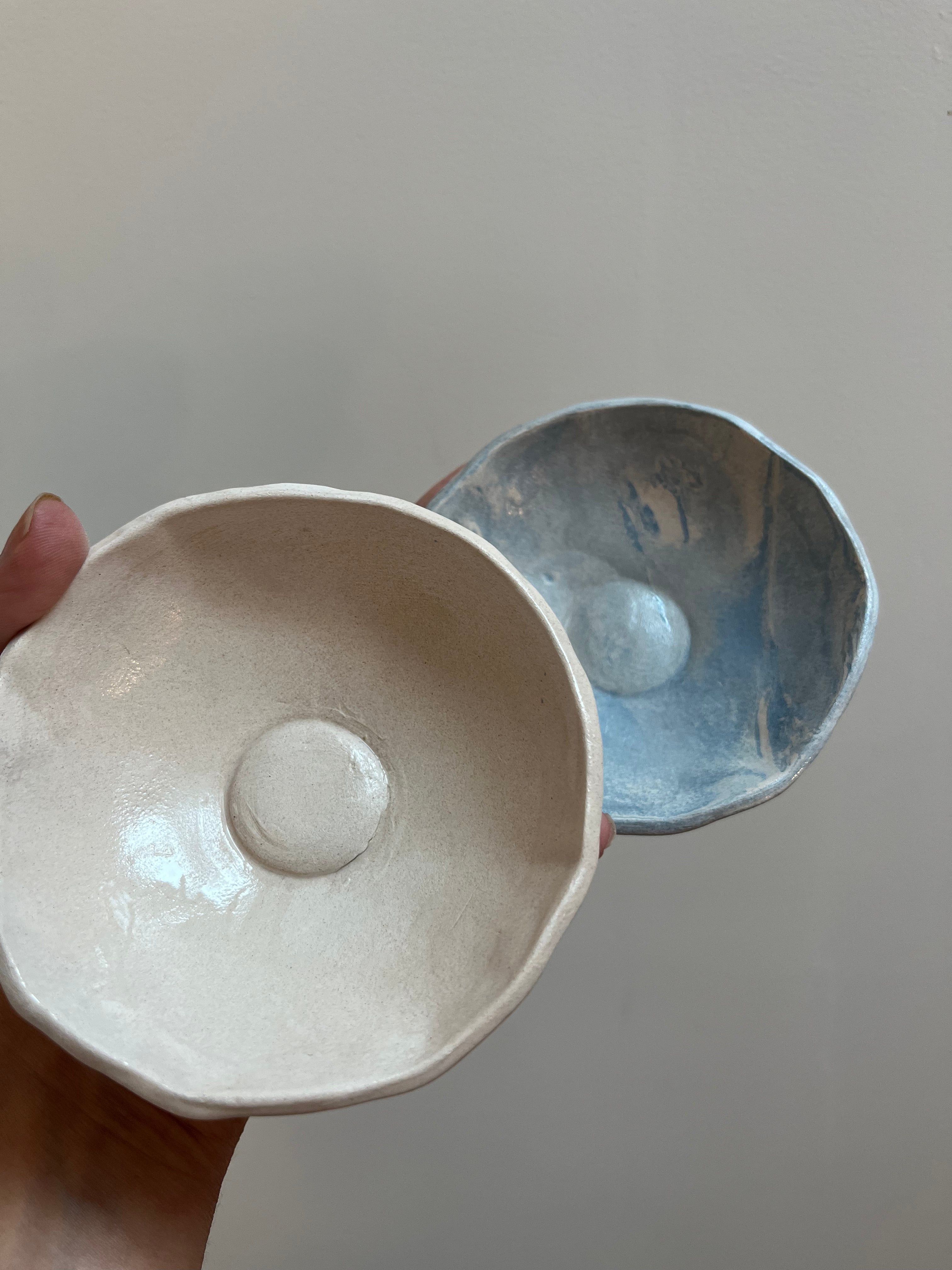 Coupe à dessert en faience - bleue