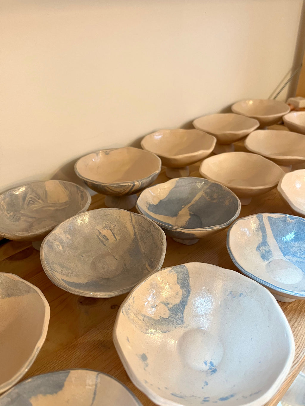 Coupe à dessert en faience - bleue